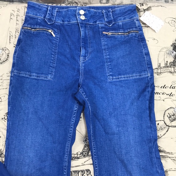 🎁 FREE People Layla Flared Leg Jeans - Picture 10 of 15